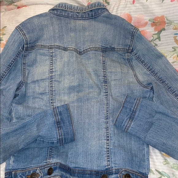 Jean jacket (short) - Picture 4 of 4